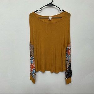 7th Roy Long Sleeve Mustard Floral Sleeve Top Size Small Spring Fall Lightweight